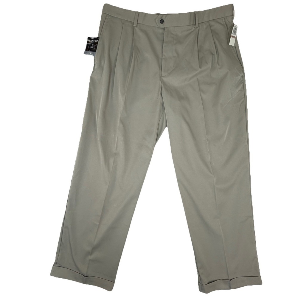 New IZOD Performance Comfort Sportflex Pants Mens 42x32 Khaki Double Pleated